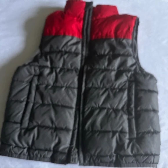 Boys Puffer Vest gap kids zip up jacket coat red and gray size large - Picture 6 of 7